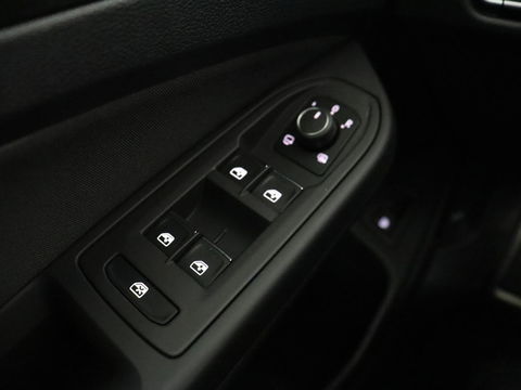 Volkswagen Golf 1.4 eHybrid GTE | Panoramadak | Sfeerverlichting | Carplay | Stoelverwarming | Camera