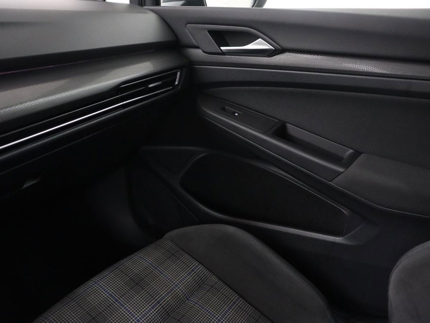 Volkswagen Golf 1.4 eHybrid GTE | Panoramadak | Sfeerverlichting | Carplay | Stoelverwarming | Camera