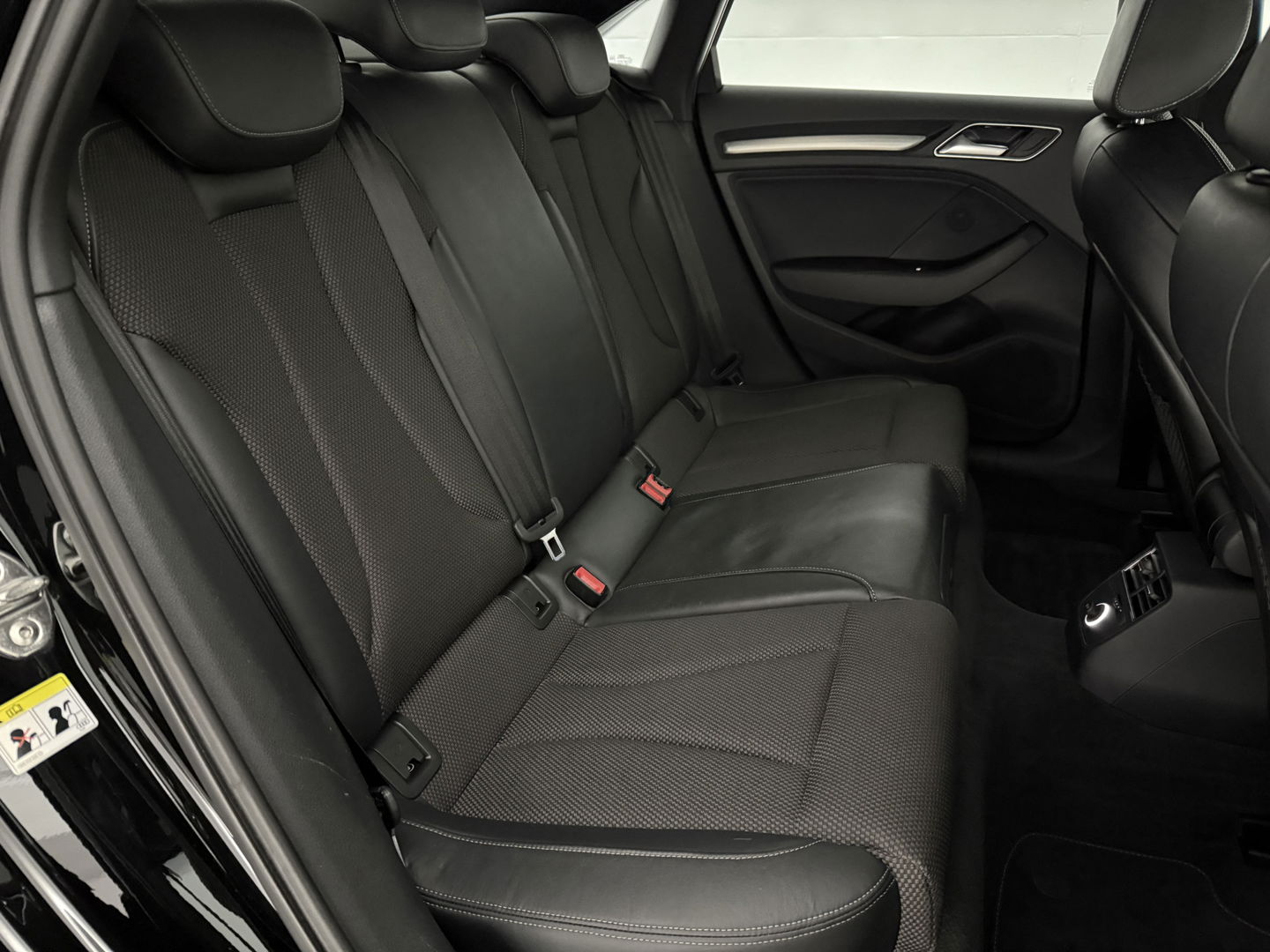 Audi A3 35 TFSI Advance 150PK S-Line | Virtual | Clima | Cruise | Navi | Stoelverw. | Parkeersens. | NAP