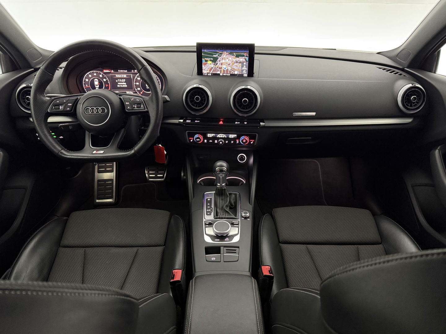 Audi A3 35 TFSI Advance 150PK S-Line | Virtual | Clima | Cruise | Navi | Stoelverw. | Parkeersens. | NAP