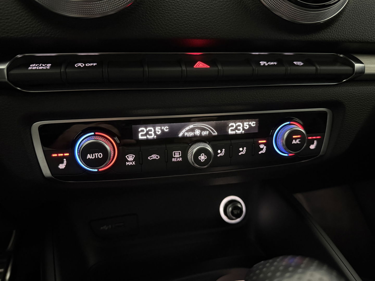 Audi A3 35 TFSI Advance 150PK S-Line | Virtual | Clima | Cruise | Navi | Stoelverw. | Parkeersens. | NAP