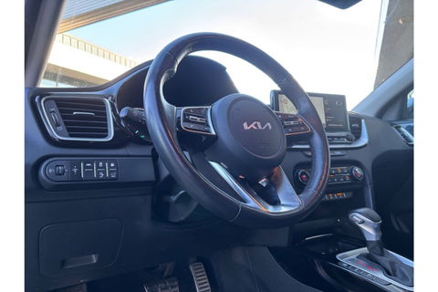 Kia Xceed 1.6 GDI PHEV AUTOMAAT BUSINESS LINE AIRCO CARPLAY PDC-CAMERA.