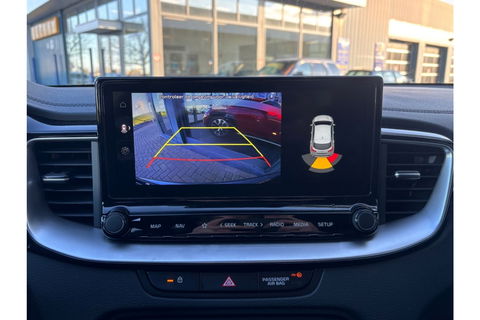 Kia Xceed 1.6 GDI PHEV AUTOMAAT BUSINESS LINE AIRCO CARPLAY PDC-CAMERA.