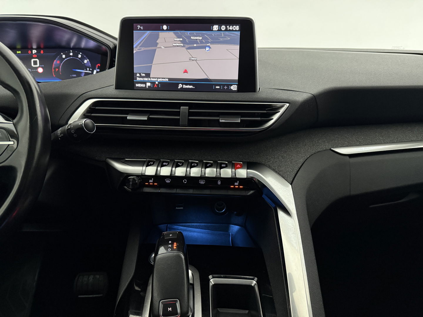 Peugeot 5008 1.2 PureTech 7p | Virtual | 360° | Sfeer | Massage | Memory | Trekh. | Keyless | Stoelverw. | Carplay