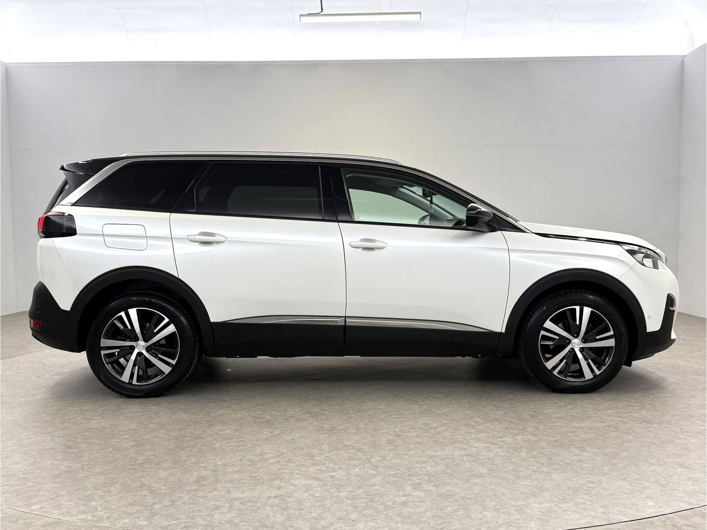 Peugeot 5008 1.2 PureTech 7p | Virtual | 360° | Sfeer | Massage | Memory | Trekh. | Keyless | Stoelverw. | Carplay