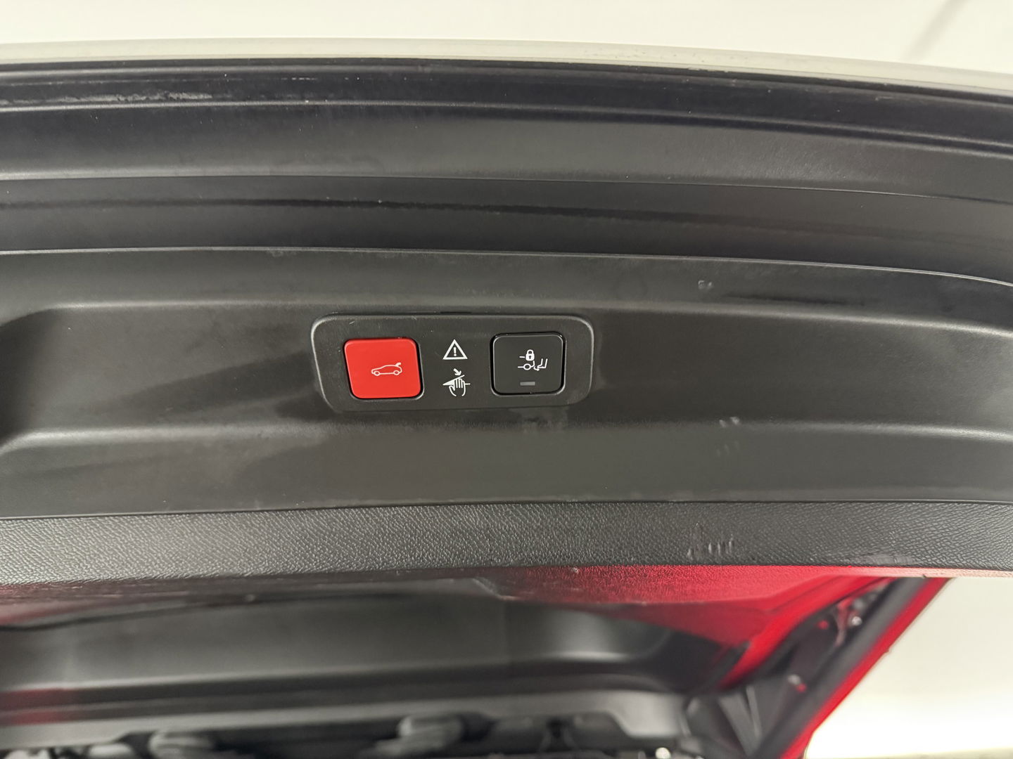 Peugeot 5008 1.2 PureTech 7p | Virtual | 360° | Sfeer | Massage | Memory | Trekh. | Keyless | Stoelverw. | Carplay