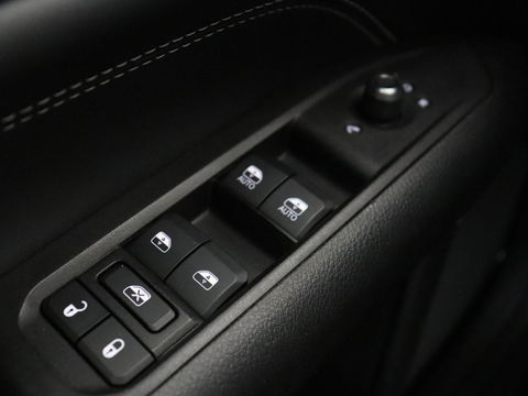 Jeep Compass 4xe 190 Plug-in Hybrid Electric | Keyless | Parkeerhulp | 360° Camera | Adaptive cruise control