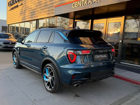 Lynk & Co 01 1.5 262PK|Pano|Infinity|BTW|Memory|360Camera|ACC|Carplay|Ambient Light|Keyless