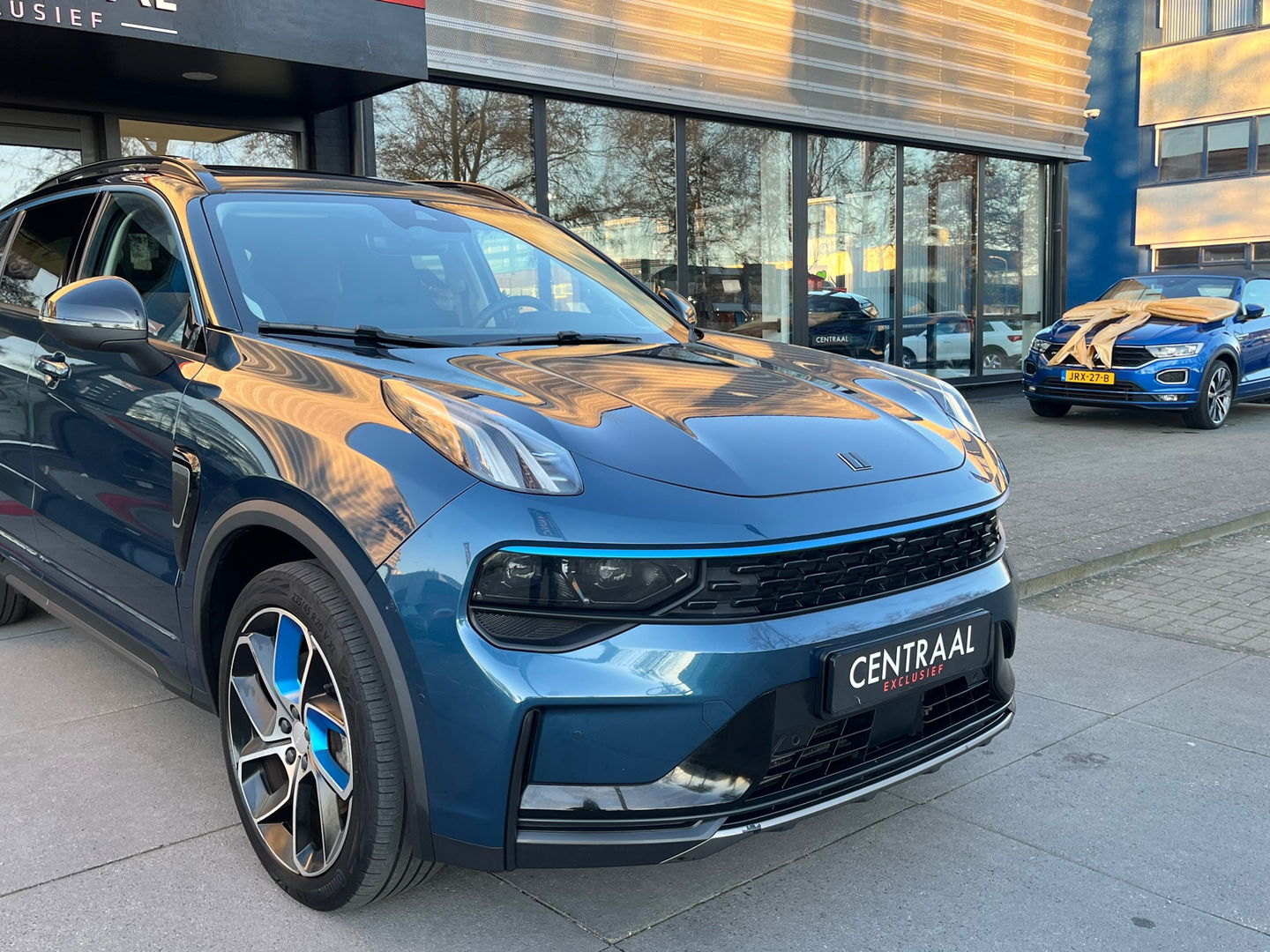Lynk & Co 01 1.5 262PK|Pano|Infinity|BTW|Memory|360Camera|ACC|Carplay|Ambient Light|Keyless