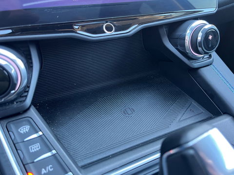 Lynk & Co 01 1.5 262PK|Pano|Infinity|BTW|Memory|360Camera|ACC|Carplay|Ambient Light|Keyless