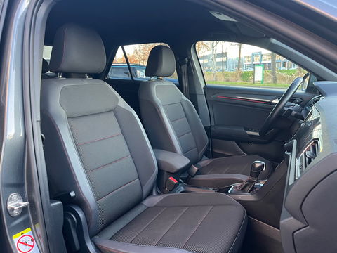 Volkswagen T-Roc 1.5 TSI Sport|Camera|ACC|DAB|Stuurwielverwarming|Stoelverwarming|150PK