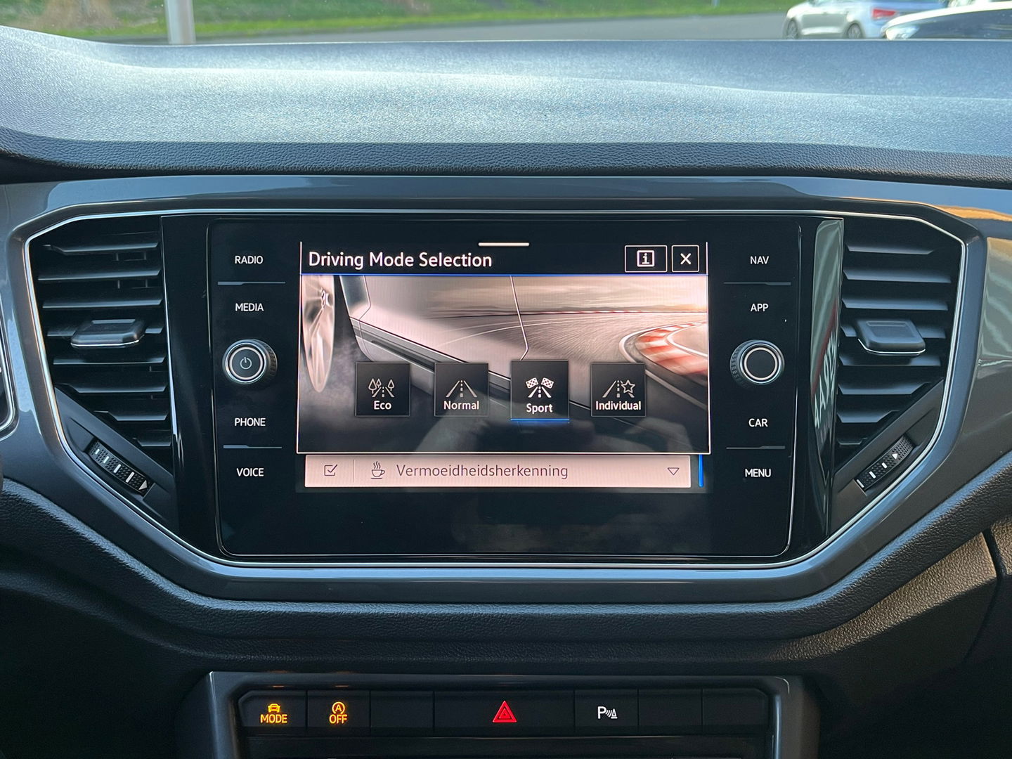 Volkswagen T-Roc 1.5 TSI Sport|Camera|ACC|DAB|Stuurwielverwarming|Stoelverwarming|150PK