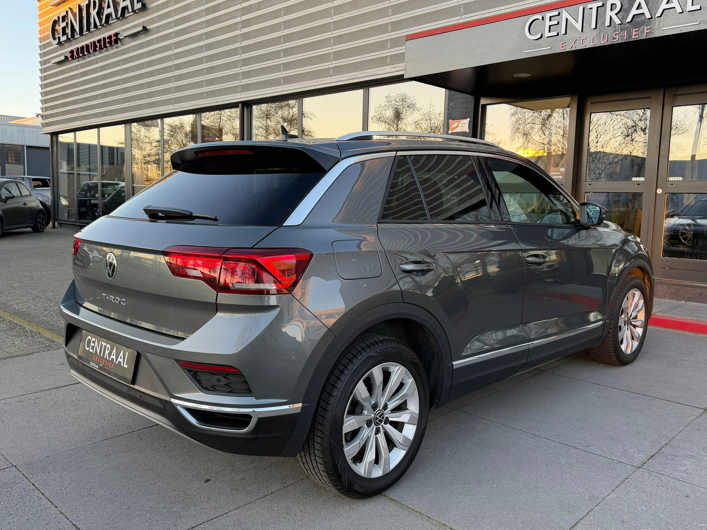 Volkswagen T-Roc 1.5 TSI Sport|Camera|ACC|DAB|Stuurwielverwarming|Stoelverwarming|150PK