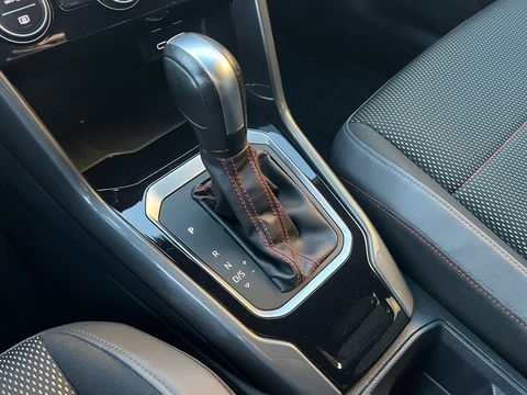 Volkswagen T-Roc 1.5 TSI Sport|Camera|ACC|DAB|Stuurwielverwarming|Stoelverwarming|150PK