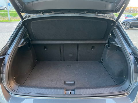 Volkswagen T-Roc 1.5 TSI Sport|Camera|ACC|DAB|Stuurwielverwarming|Stoelverwarming|150PK