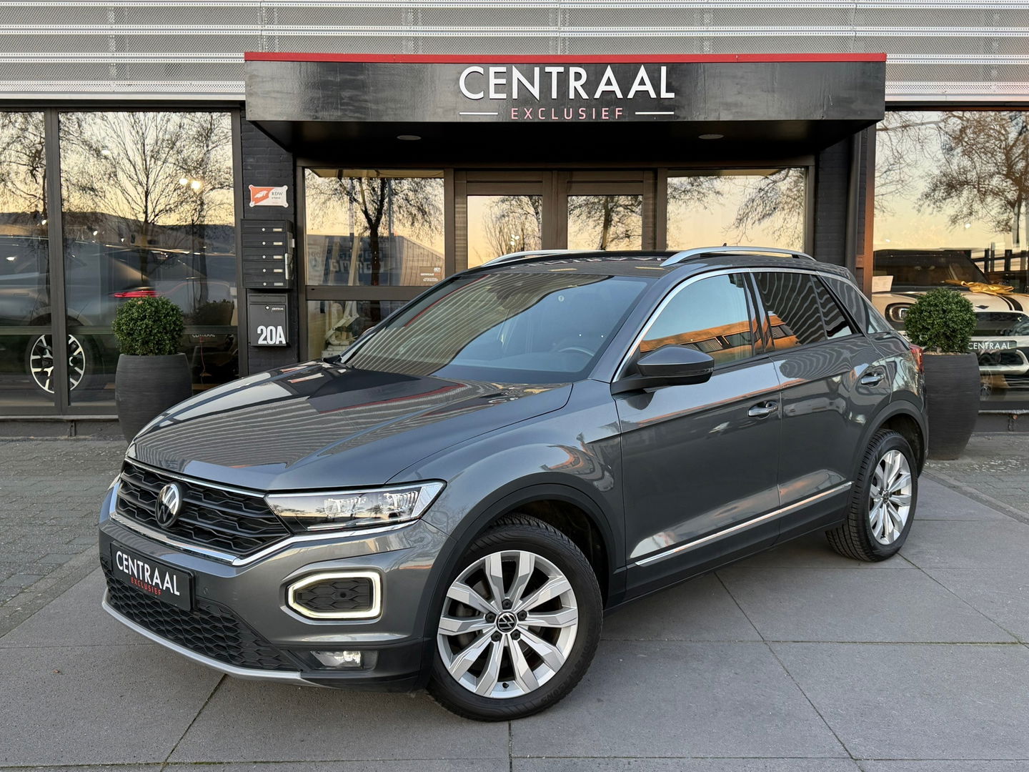 Volkswagen T-Roc 1.5 TSI Sport|Camera|ACC|DAB|Stuurwielverwarming|Stoelverwarming|150PK