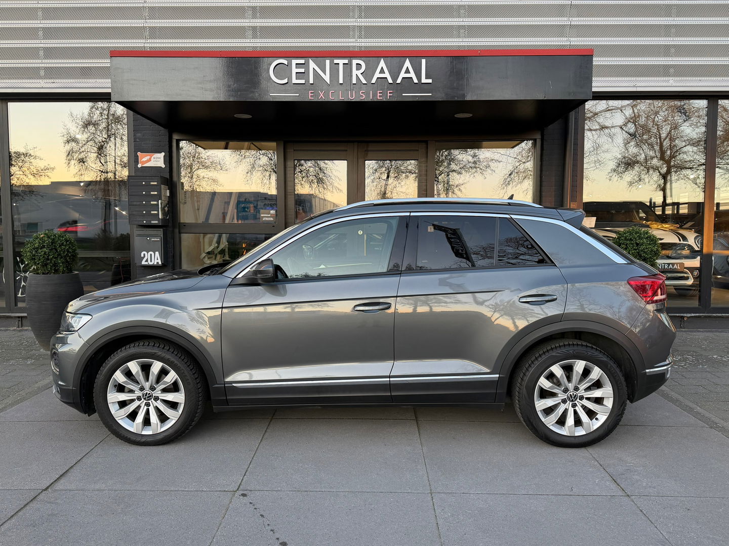 Volkswagen T-Roc 1.5 TSI Sport|Camera|ACC|DAB|Stuurwielverwarming|Stoelverwarming|150PK
