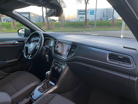 Volkswagen T-Roc 1.5 TSI Sport|Camera|ACC|DAB|Stuurwielverwarming|Stoelverwarming|150PK