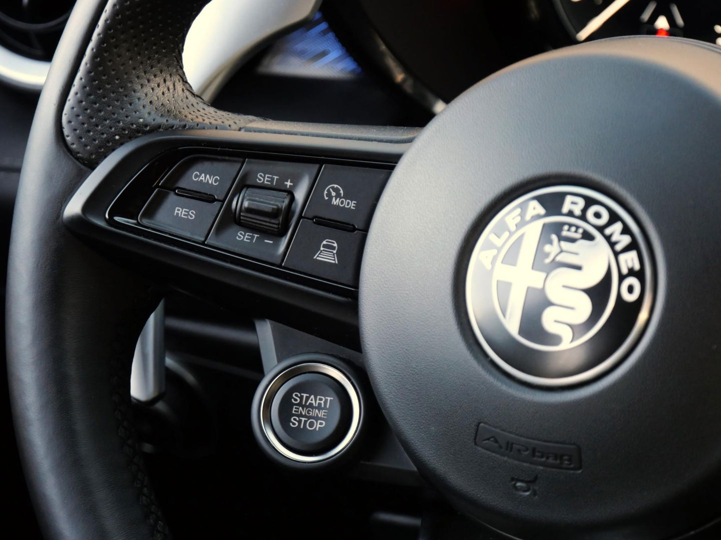 Alfa Romeo Tonale 1.5T HYBRID 160PK ED. SPECIALE/ LEER PACK/ WINTER PACK