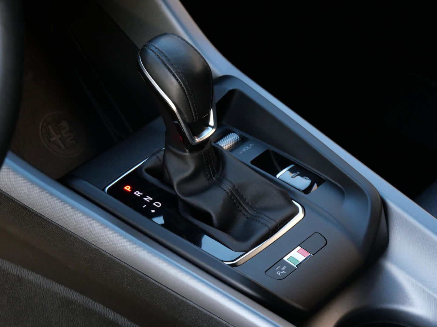 Alfa Romeo Tonale 1.5T HYBRID 160PK ED. SPECIALE/ LEER PACK/ WINTER PACK