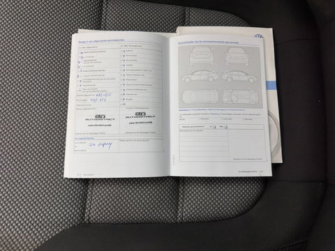 Volkswagen Jetta 1.4 TSI Hybrid Highline Aut. *XENON | NAVI-FULLMAP | COMFORT-SEATS | PRIVACY-GLASS | SHIFT-PADDLES |  ECC | PDC | CRUISE | 17''ALU*