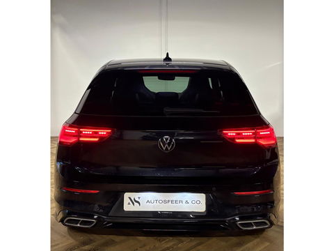 Volkswagen Golf 1.5 eTSI R-Line PANO KEYLESS CAM