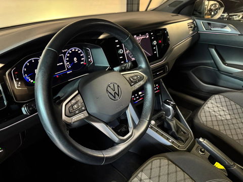 Volkswagen Taigo 1.5 TSI R-Line PANO KEYLESS BLINDSPOT