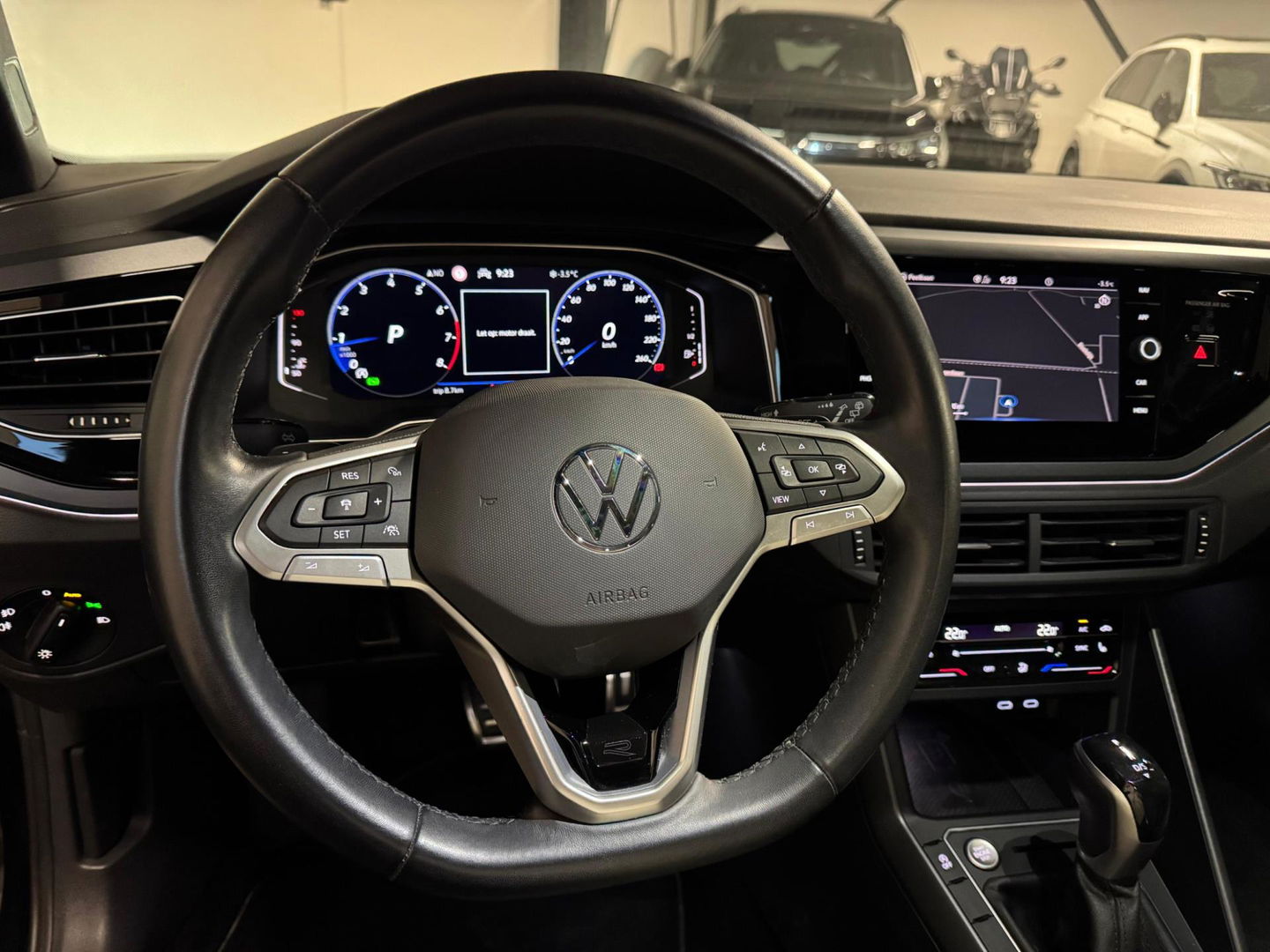 Volkswagen Taigo 1.5 TSI R-Line PANO KEYLESS BLINDSPOT