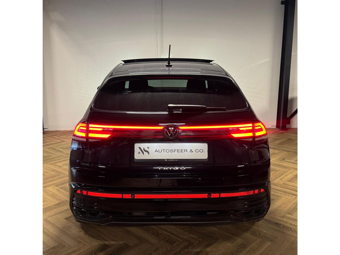 Volkswagen Taigo 1.5 TSI R-Line PANO KEYLESS BLINDSPOT