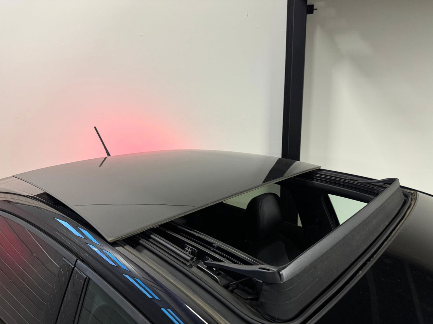 Volkswagen Taigo 1.5 TSI R-Line PANO KEYLESS BLINDSPOT