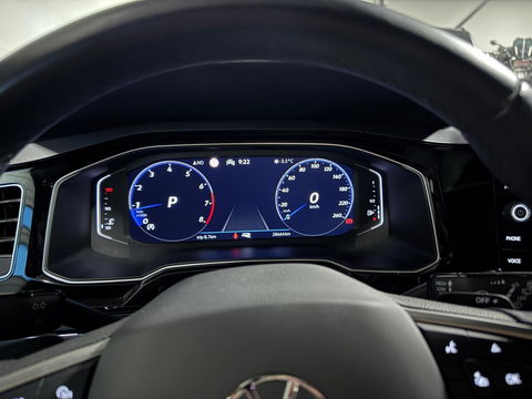 Volkswagen Taigo 1.5 TSI R-Line PANO KEYLESS BLINDSPOT