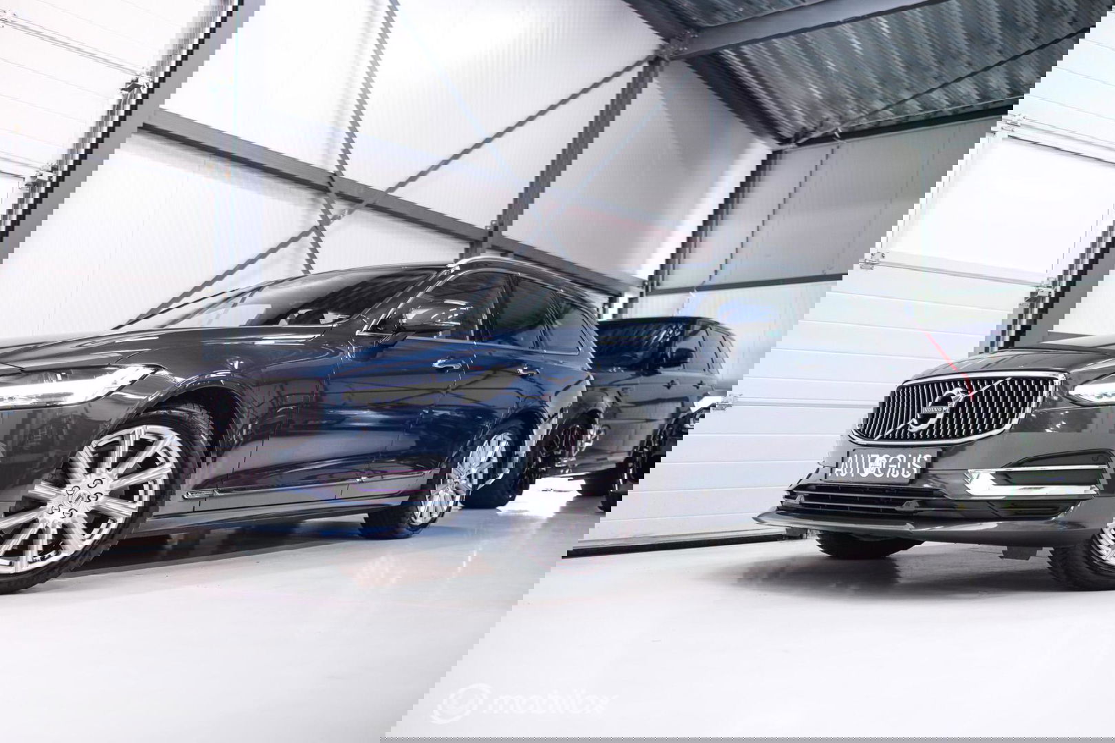 Volvo V90 2.0 T4 Inscription | 1e eig | Camera | Adaptive Cruise | Trekhaak | Leder | LED | Zonneschermen | Rijklaarprijs |