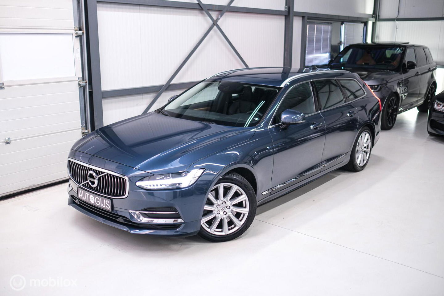 Volvo V90 2.0 T4 Inscription | 1e eig | Camera | Adaptive Cruise | Trekhaak | Leder | LED | Zonneschermen | Rijklaarprijs |