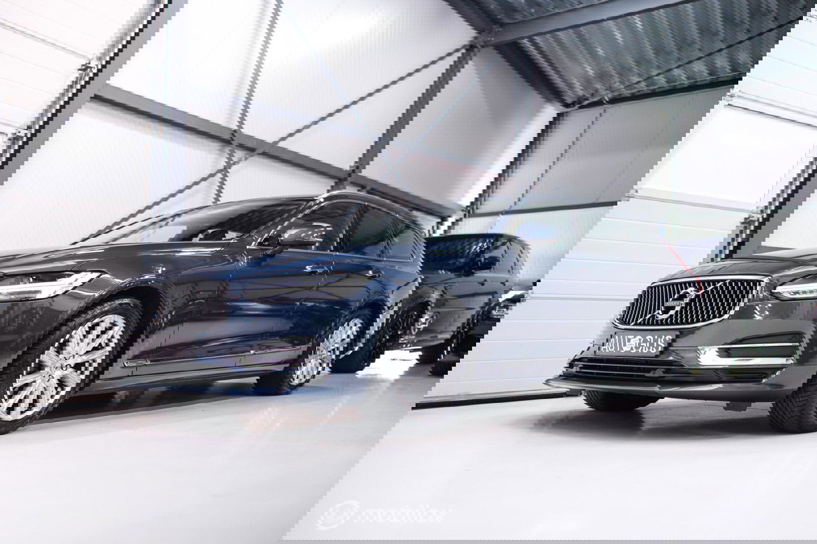 Volvo V90 2.0 T4 Inscription | 1e eig | Camera | Adaptive Cruise | Trekhaak | Leder | LED | Zonneschermen | Rijklaarprijs |