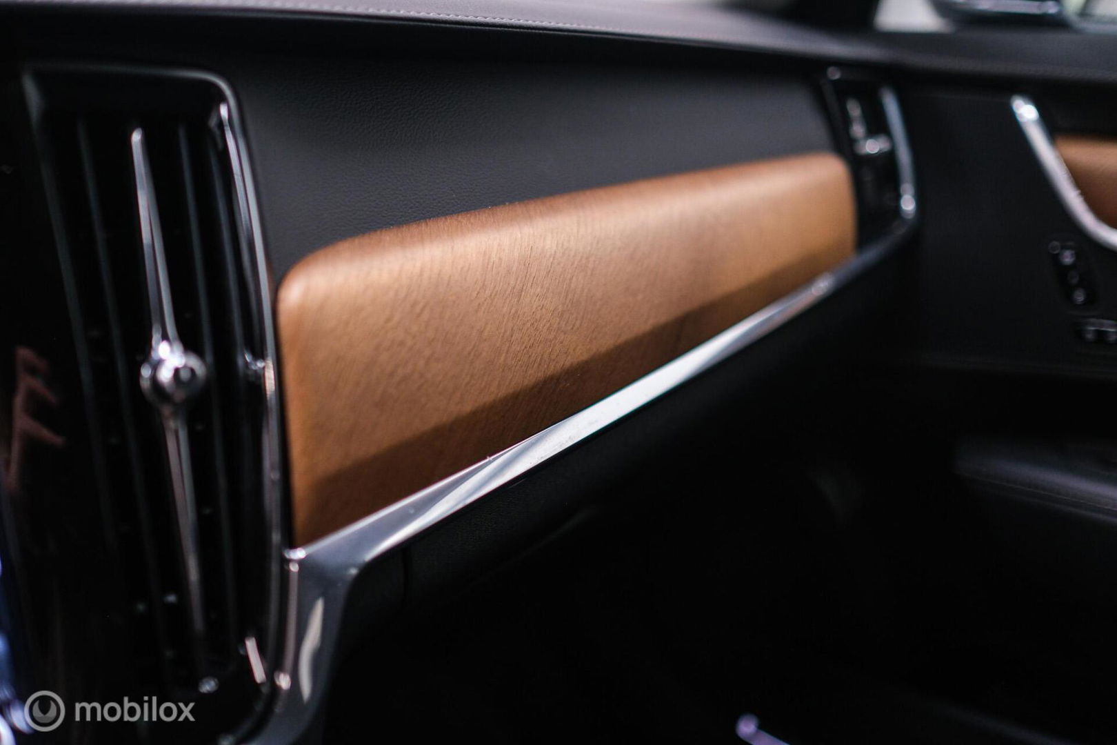 Volvo V90 2.0 T4 Inscription | 1e eig | Camera | Adaptive Cruise | Trekhaak | Leder | LED | Zonneschermen | Rijklaarprijs |