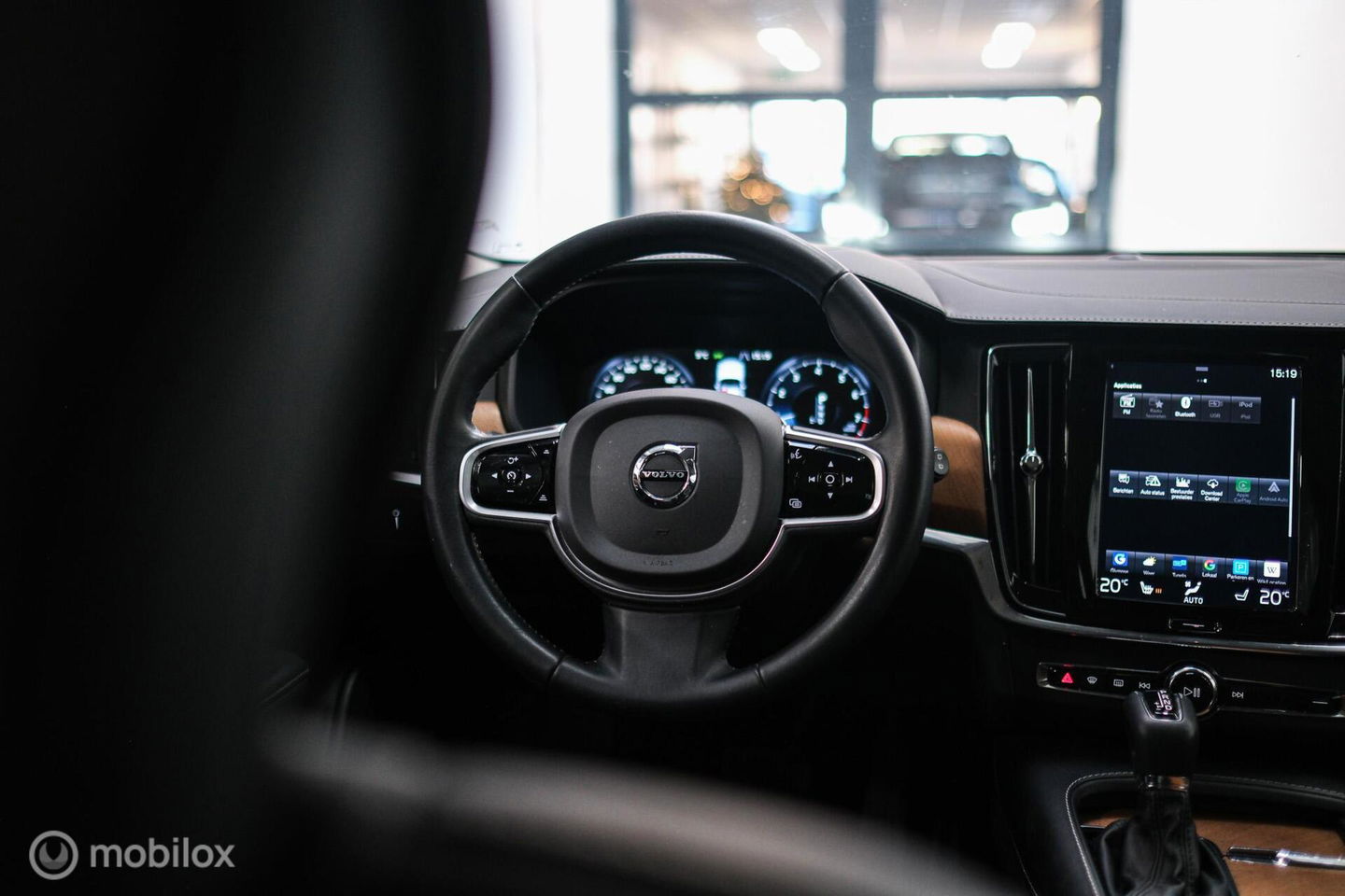 Volvo V90 2.0 T4 Inscription | 1e eig | Camera | Adaptive Cruise | Trekhaak | Leder | LED | Zonneschermen | Rijklaarprijs |