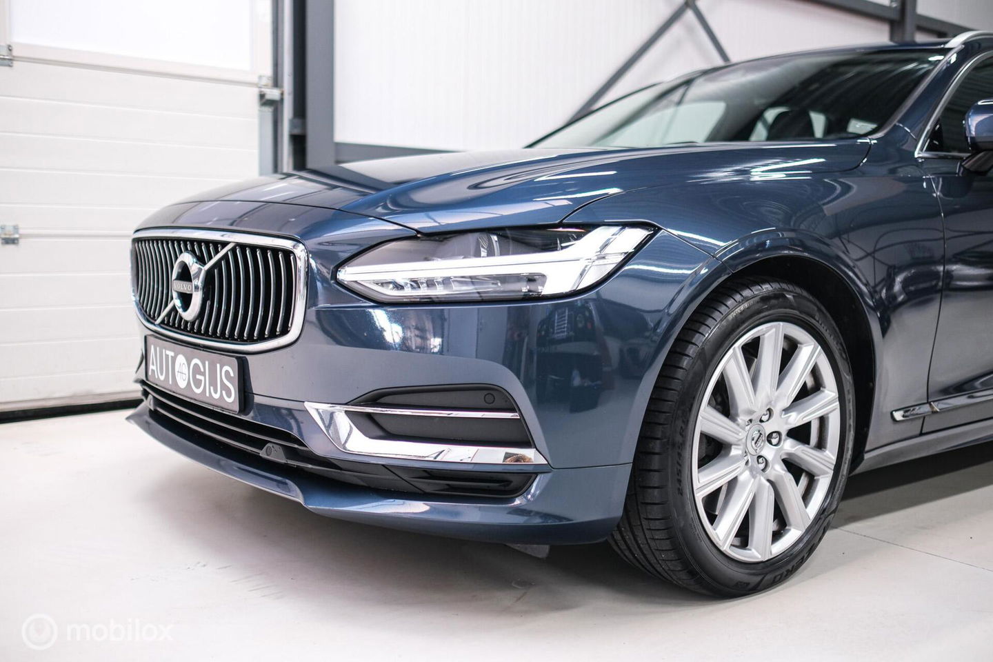Volvo V90 2.0 T4 Inscription | 1e eig | Camera | Adaptive Cruise | Trekhaak | Leder | LED | Zonneschermen | Rijklaarprijs |