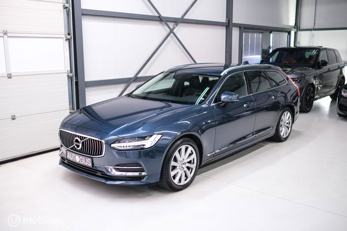 Volvo V90 2.0 T4 Inscription | 1e eig | Camera | Adaptive Cruise | Trekhaak | Leder | LED | Zonneschermen | Rijklaarprijs |