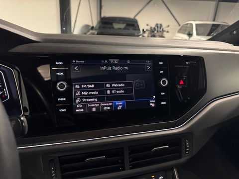 Volkswagen Taigo 1.5 TSI R-Line PANO KEYLESS CAM