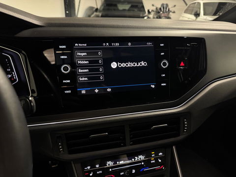 Volkswagen Taigo 1.5 TSI R-Line PANO KEYLESS CAM