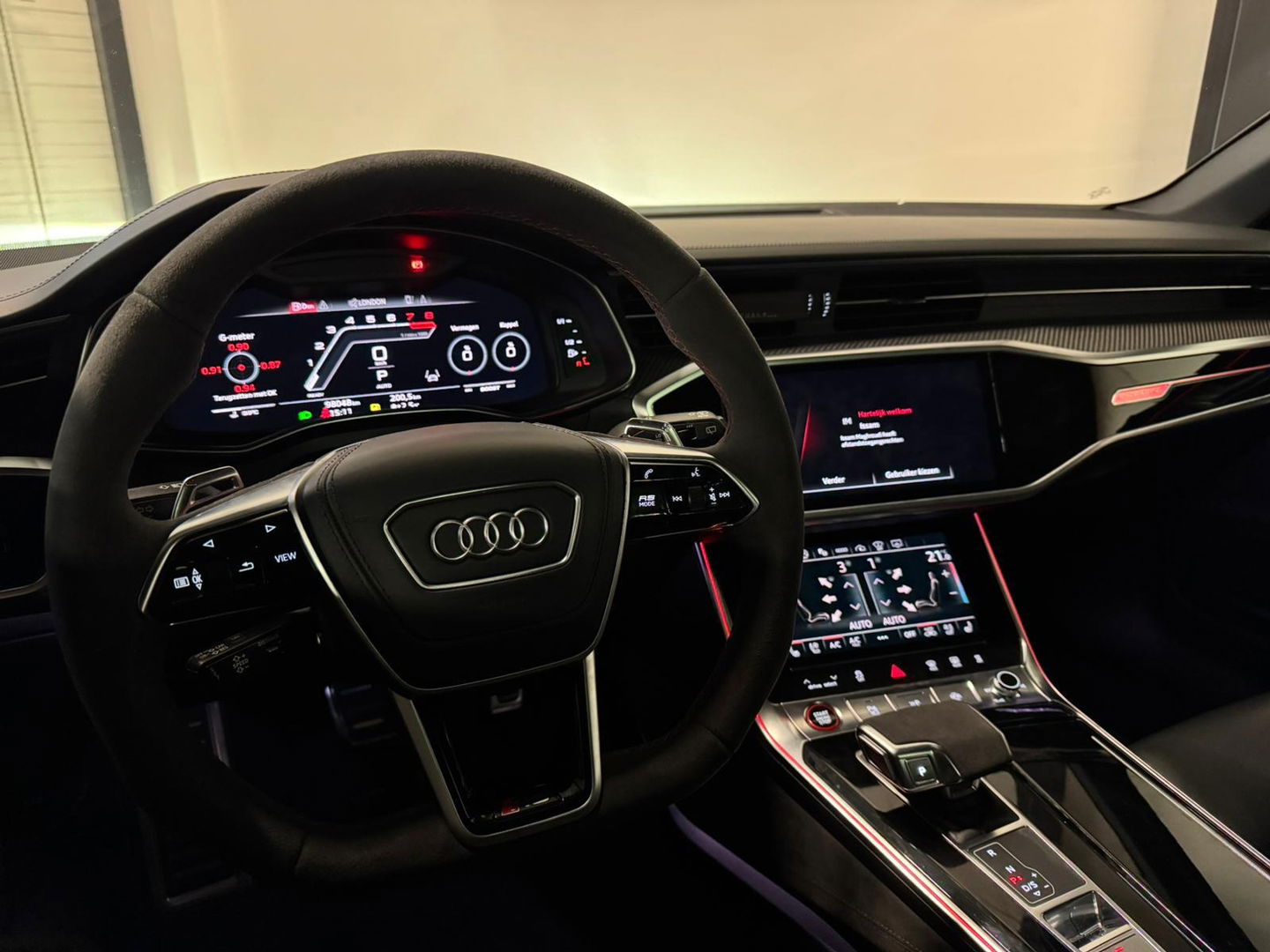 Audi A6 Avant RS 6 TFSI quattro PANO KEYLESS BOMVOL'