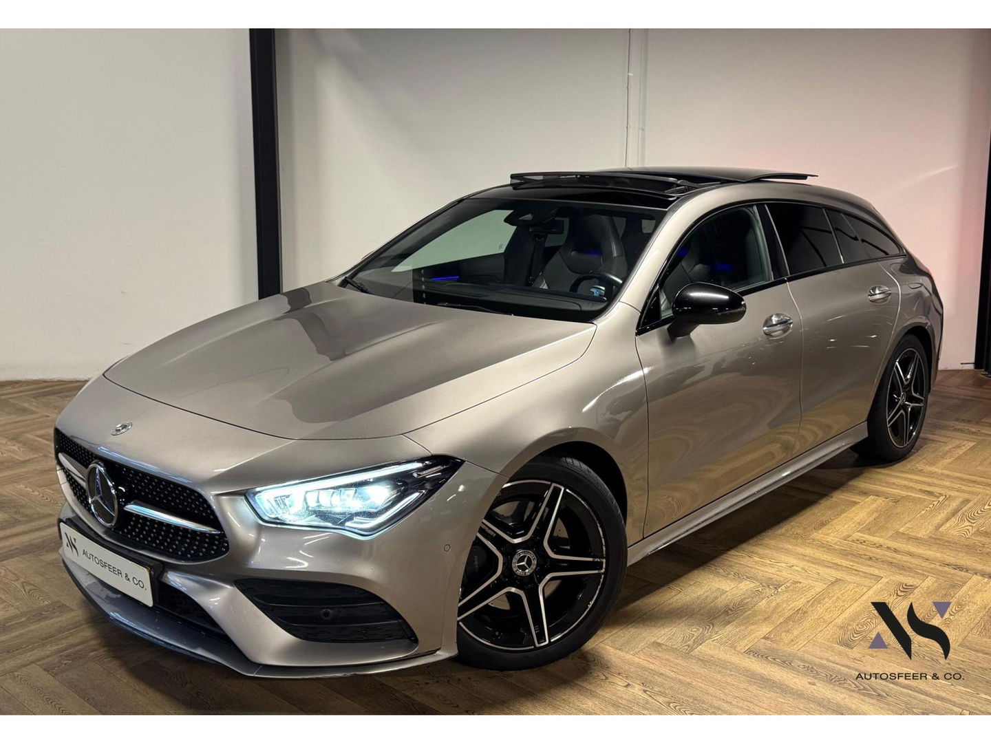 Mercedes-Benz CLA-Klasse Shooting Brake 200 Business Solution AMG PANO KEYLESS CAM