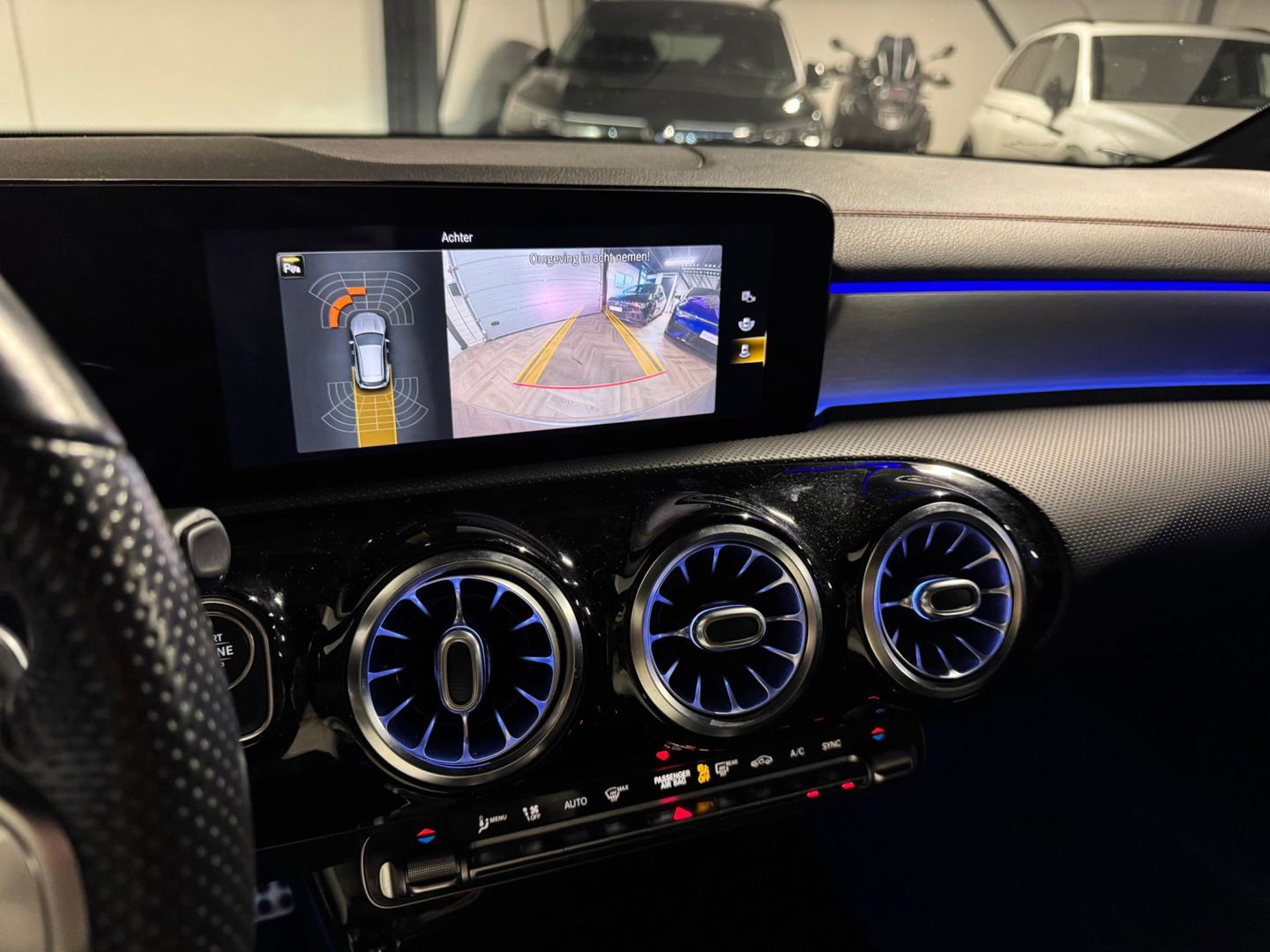 Mercedes-Benz CLA-Klasse Shooting Brake 200 Business Solution AMG PANO KEYLESS CAM