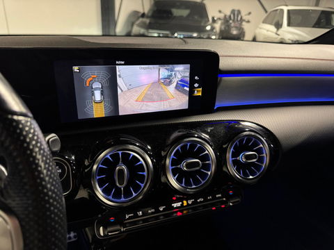 Mercedes-Benz CLA-Klasse Shooting Brake 200 Business Solution AMG PANO KEYLESS CAM