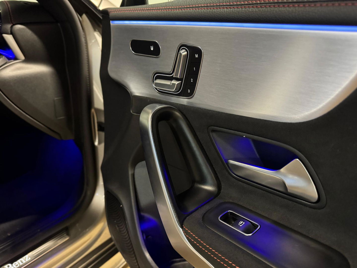 Mercedes-Benz CLA-Klasse Shooting Brake 200 Business Solution AMG PANO KEYLESS CAM