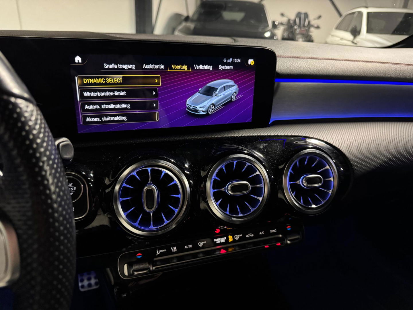 Mercedes-Benz CLA-Klasse Shooting Brake 200 Business Solution AMG PANO KEYLESS CAM