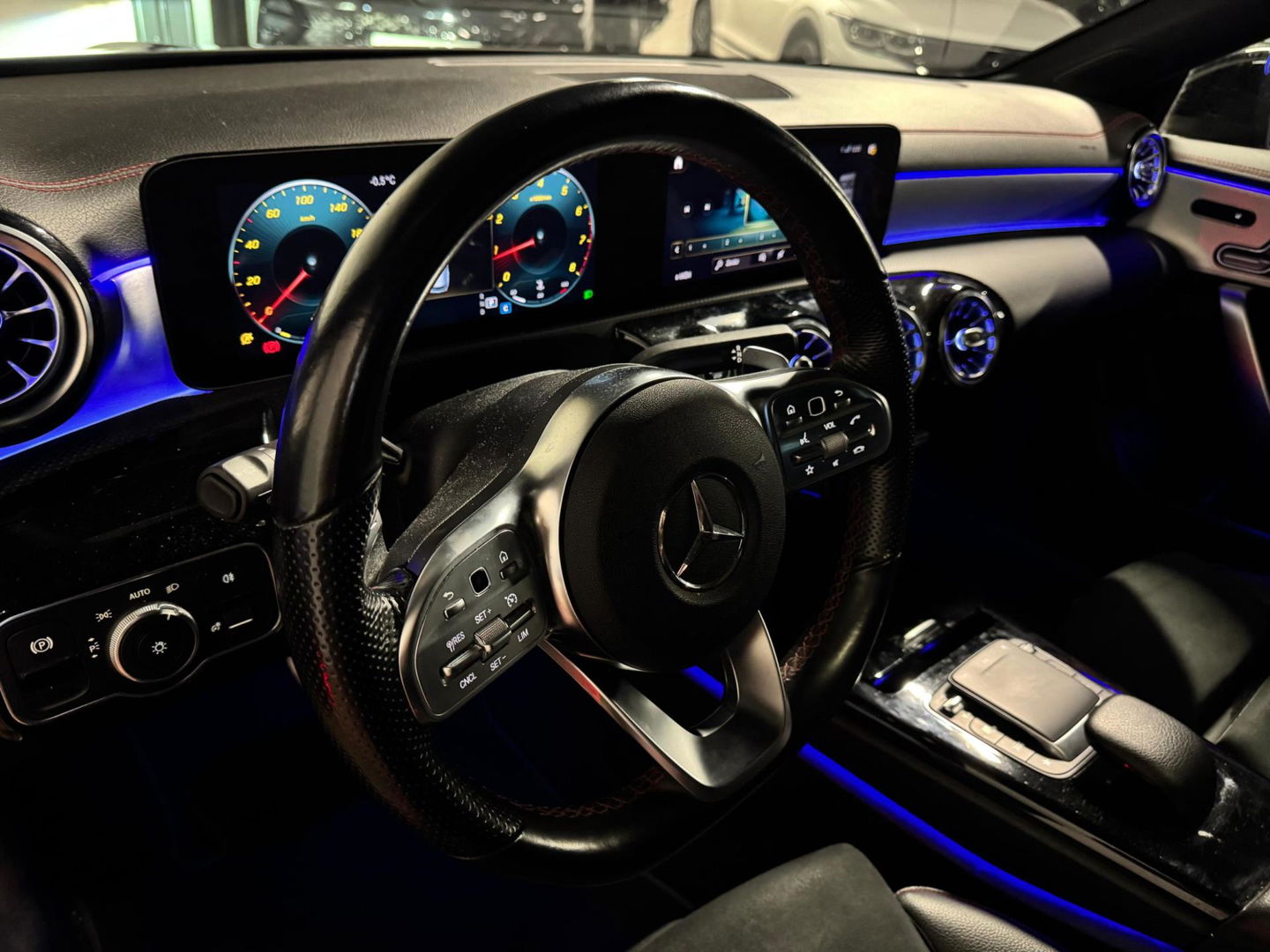 Mercedes-Benz CLA-Klasse Shooting Brake 200 Business Solution AMG PANO KEYLESS CAM