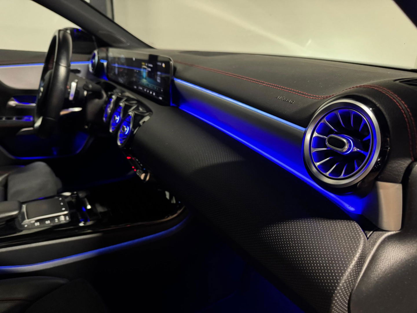 Mercedes-Benz CLA-Klasse Shooting Brake 200 Business Solution AMG PANO KEYLESS CAM