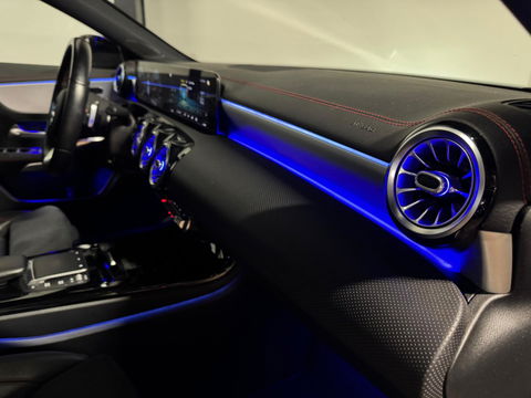 Mercedes-Benz CLA-Klasse Shooting Brake 200 Business Solution AMG PANO KEYLESS CAM