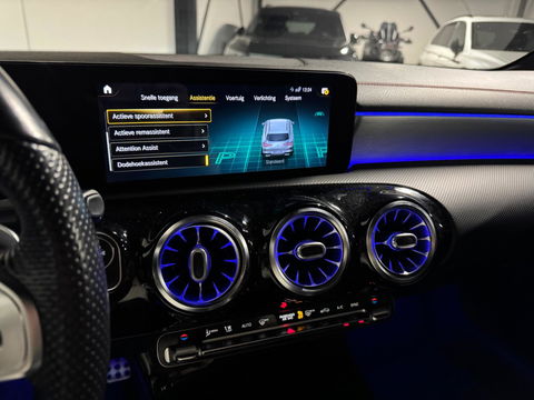 Mercedes-Benz CLA-Klasse Shooting Brake 200 Business Solution AMG PANO KEYLESS CAM